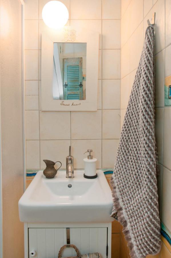 Seathon Seafront Beach Villa In Kalamitsi المظهر الخارجي الصورة